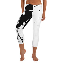 Load image into Gallery viewer, TS Thigh Piece Capri Leggings